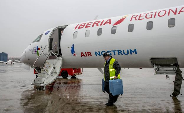 El Seve Ballesteros se queda este verano sin los vuelos a París y Alicante