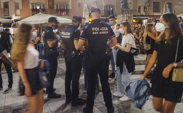 La Guardia Civil disuelve 25 botellones, nueve de ellos con más de 50 personas