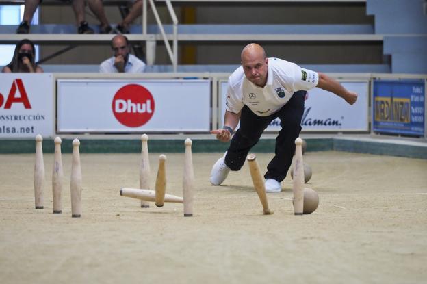 Salmón gana en Maliaño y manda otro aviso a sus rivales antes del Regional