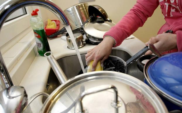Torrelavega amplía al 14 de agosto plazo para solicitar el bono del agua