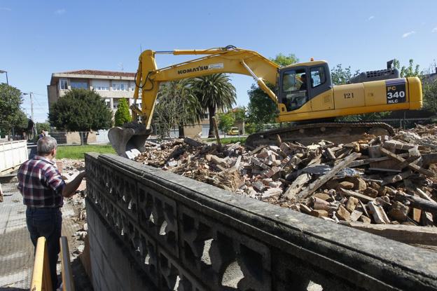 El Ayuntamiento de Torrelavega negocia la permuta de un solar para construir un parque en Tanos