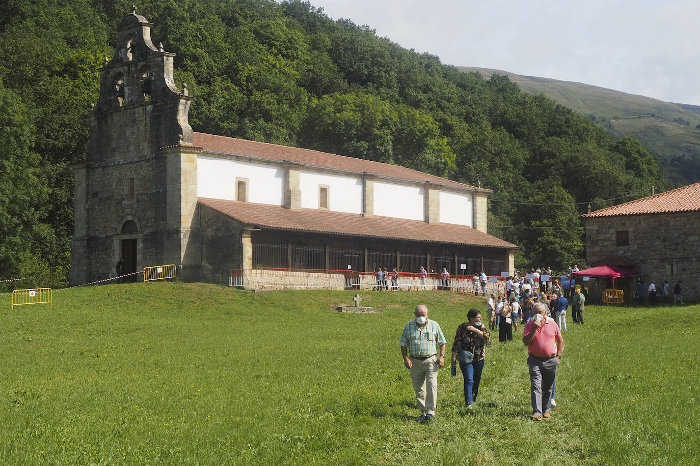 Poca afluencia en los actos litúrgicos en honor de Nuestra Señora de Valvanuz, patrona de los pasiegos