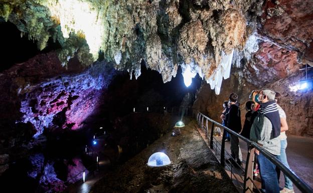 CCOO critica la ampliación de aforos en los centros culturales y cuevas prehistóricas de Cantabria