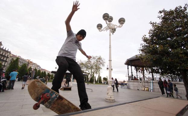 'La noche es joven' se abre a nuevos espacios y amplia su oferta al aire libre