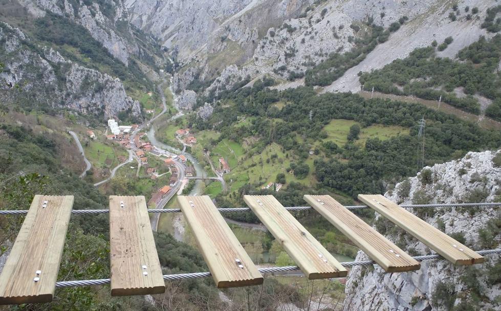 Si no te asusta la altura, ésta es otra forma de conocer Cantabria