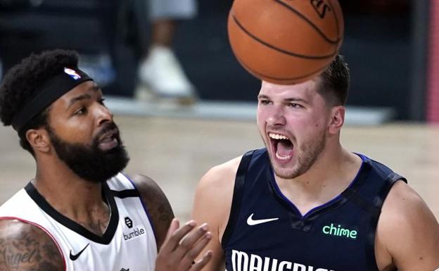 Doncic, «de otro planeta», decide con un triple sobre la bocina