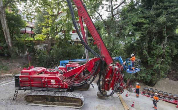 Arranca la obra para reabrir la boca del antiguo túnel de Tetuán por El Sardinero