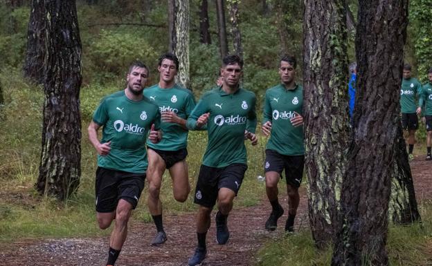 Racing y Laredo jugarán con clubes vascos en una primera fase de la Liga que arranca el 18 de octubre