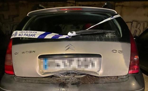 Encuentran el cadáver de una mujer en el maletero de su coche en Valencia