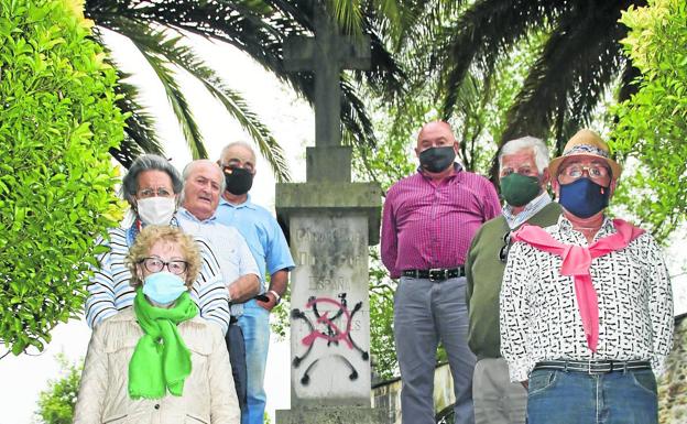 Vecinos de Liérganes rechazan que se retiren los honores a Camilo Alonso Vega