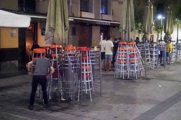 Los pubs de Camargo y Suances podrán abrir como si fueran bares convencionales