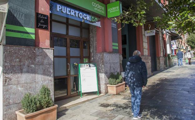 Cantabria pone en marcha un plan especial de inspección para controlar la entrada de menores a salones de juego