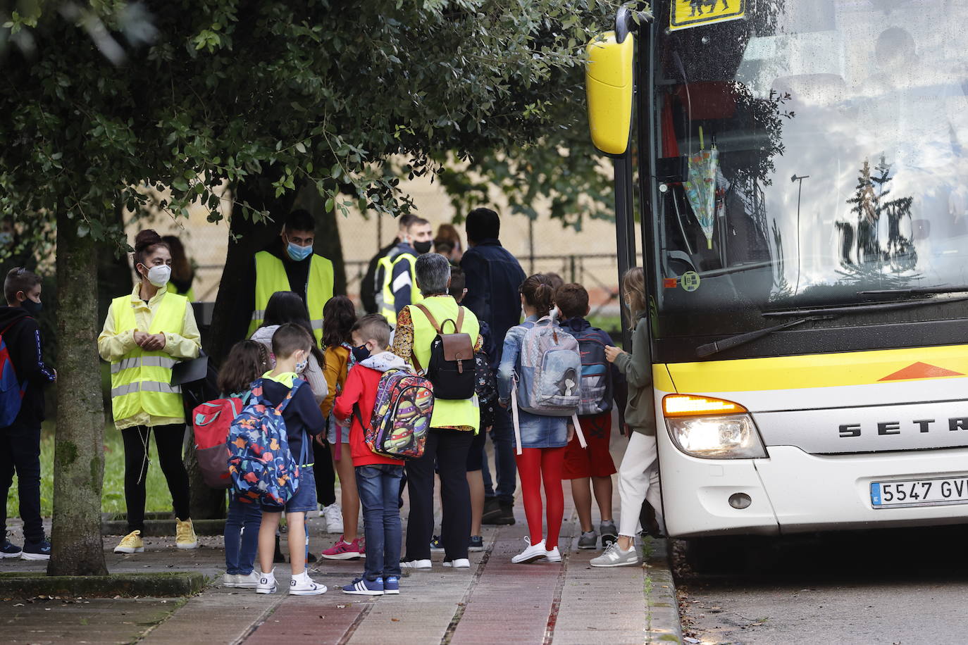 Vuelta a las aulas en el colegio Ramón Laza de Cabezón de la Sal