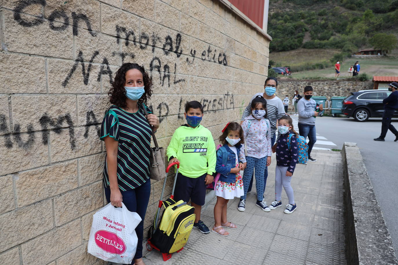 Los niños lebaniegos vuelven al cole
