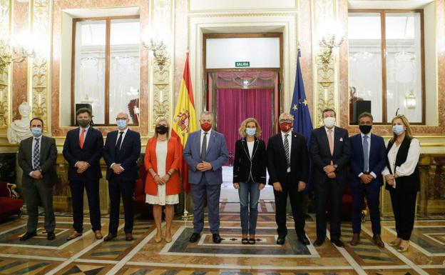 El Congreso da el visto bueno a suprimir los aforamientos políticos en Cantabria