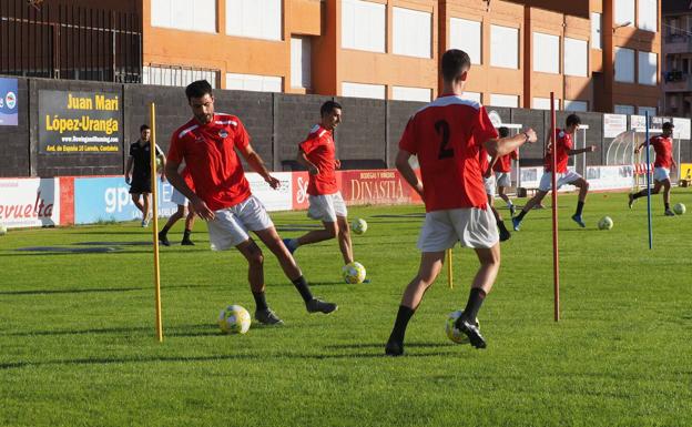 El Laredo empieza con los ensayos de la pretemporada