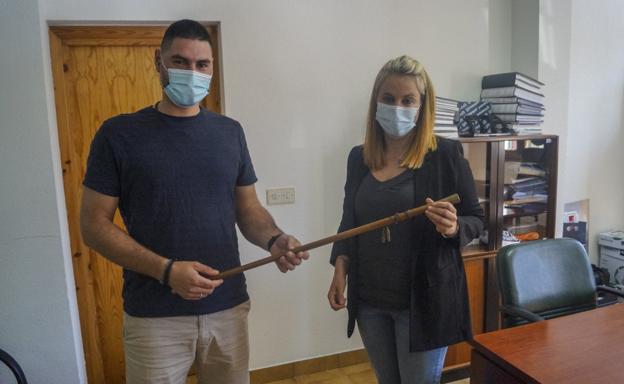 La regionalista Esther Gómez toma el relevo al frente del Ayuntamiento de Valle de Villaverde