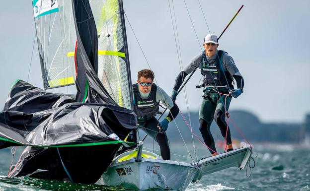 Botín y López bajan al noveno puesto de la general de 49er en Kiel, pero entran en las series finales