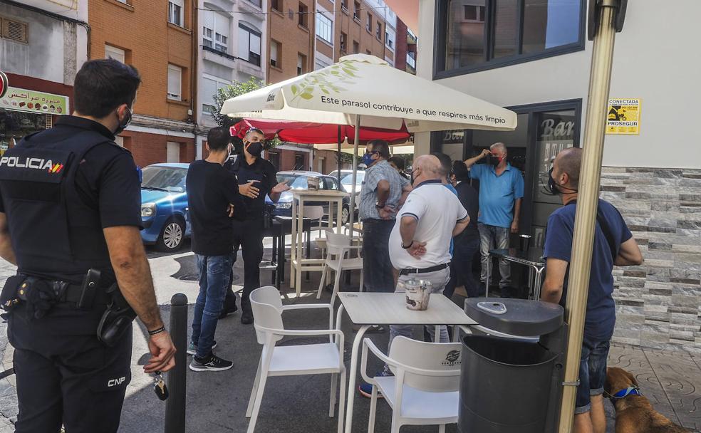 Un manojo de nervios en cada esquina