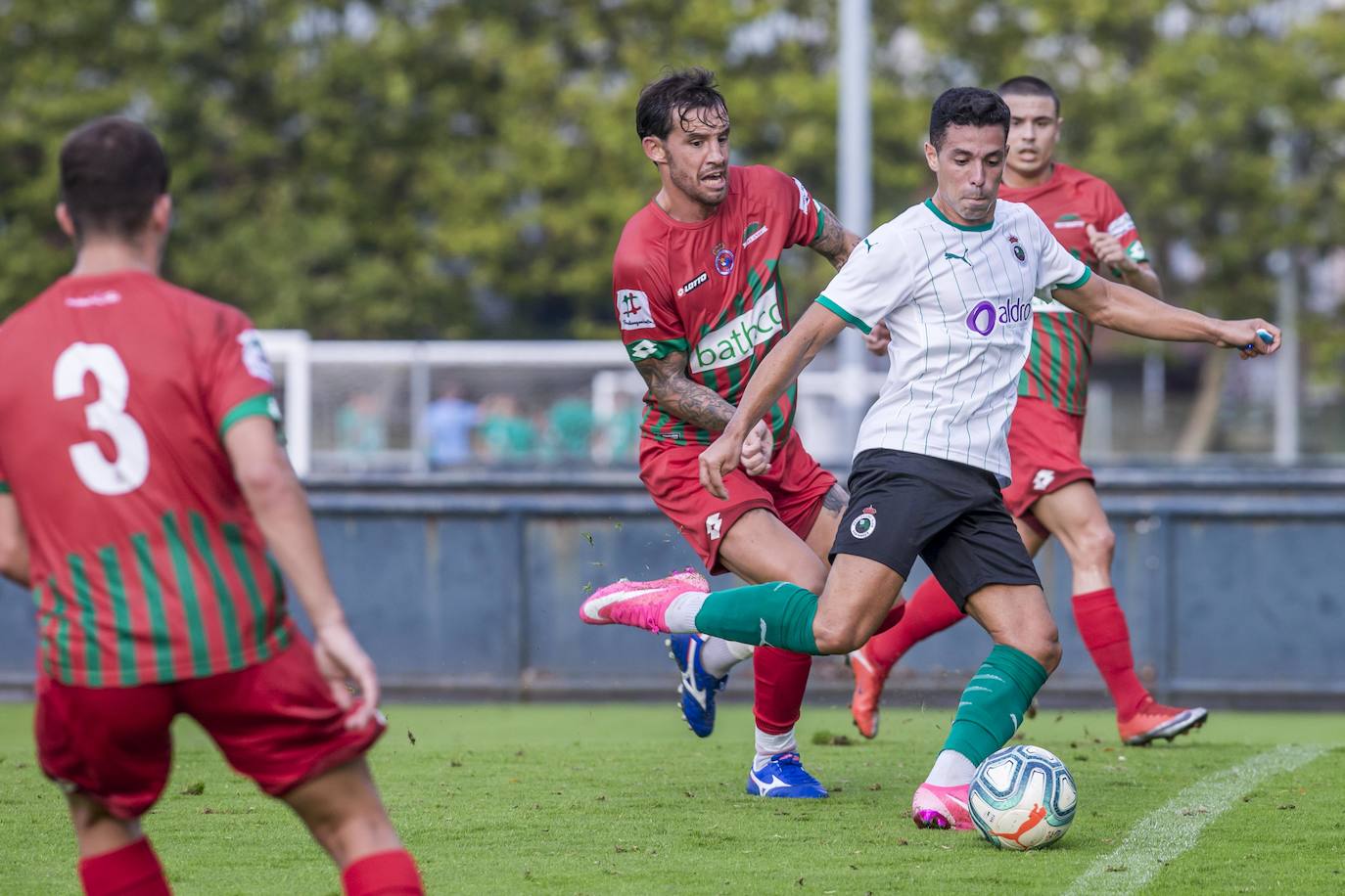 El Racing se impone a la Gimnástica en un nuevo ensayo de pretemporada