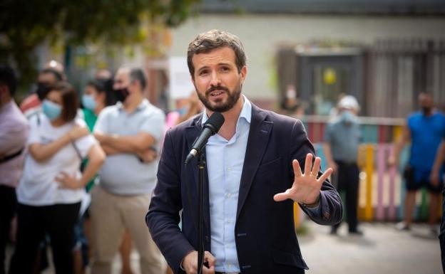 Casado busca colocar la okupación en la agenda política