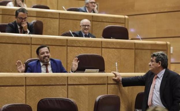 El senador del PP David Erguido renuncia a su escaño