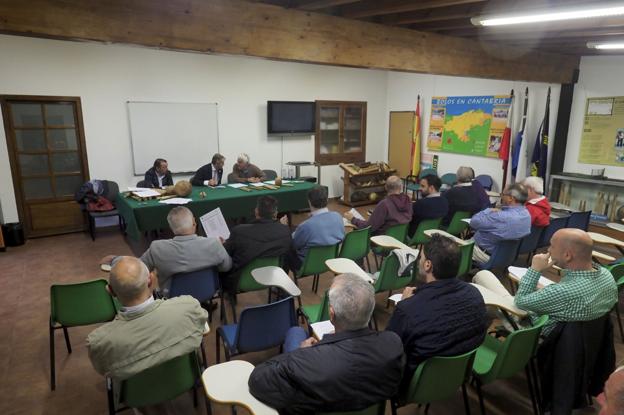 Cisma en los bolos ante las elecciones a la Federación Cántabra