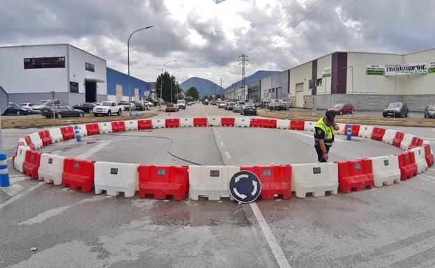 Los Corrales prepara un plan integral para modernizar el polígono de Barros