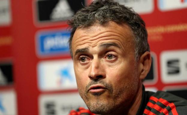 Luis Enrique matricula a Campaña en una selección que va sobre ruedas