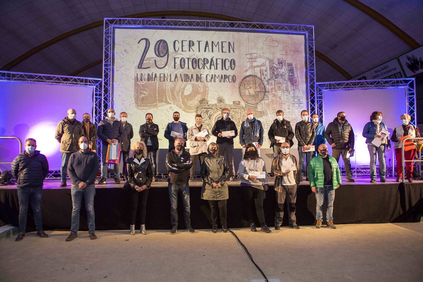 Miren Encina y Beatriz Díez, ganadoras del concurso fotográfico de Camargo