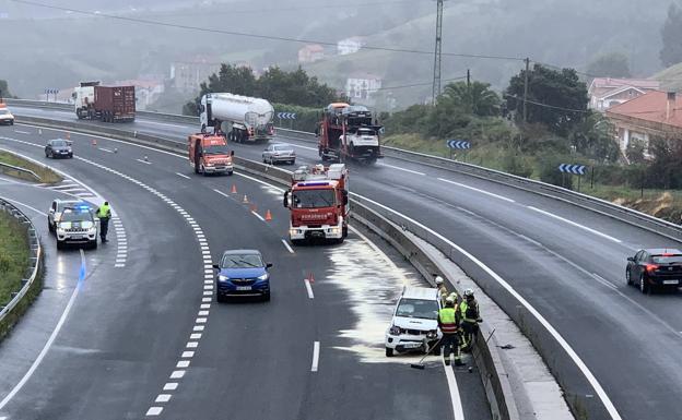 Goteo incesante de accidentes en las dos autovías: 13 golpes en seis horas