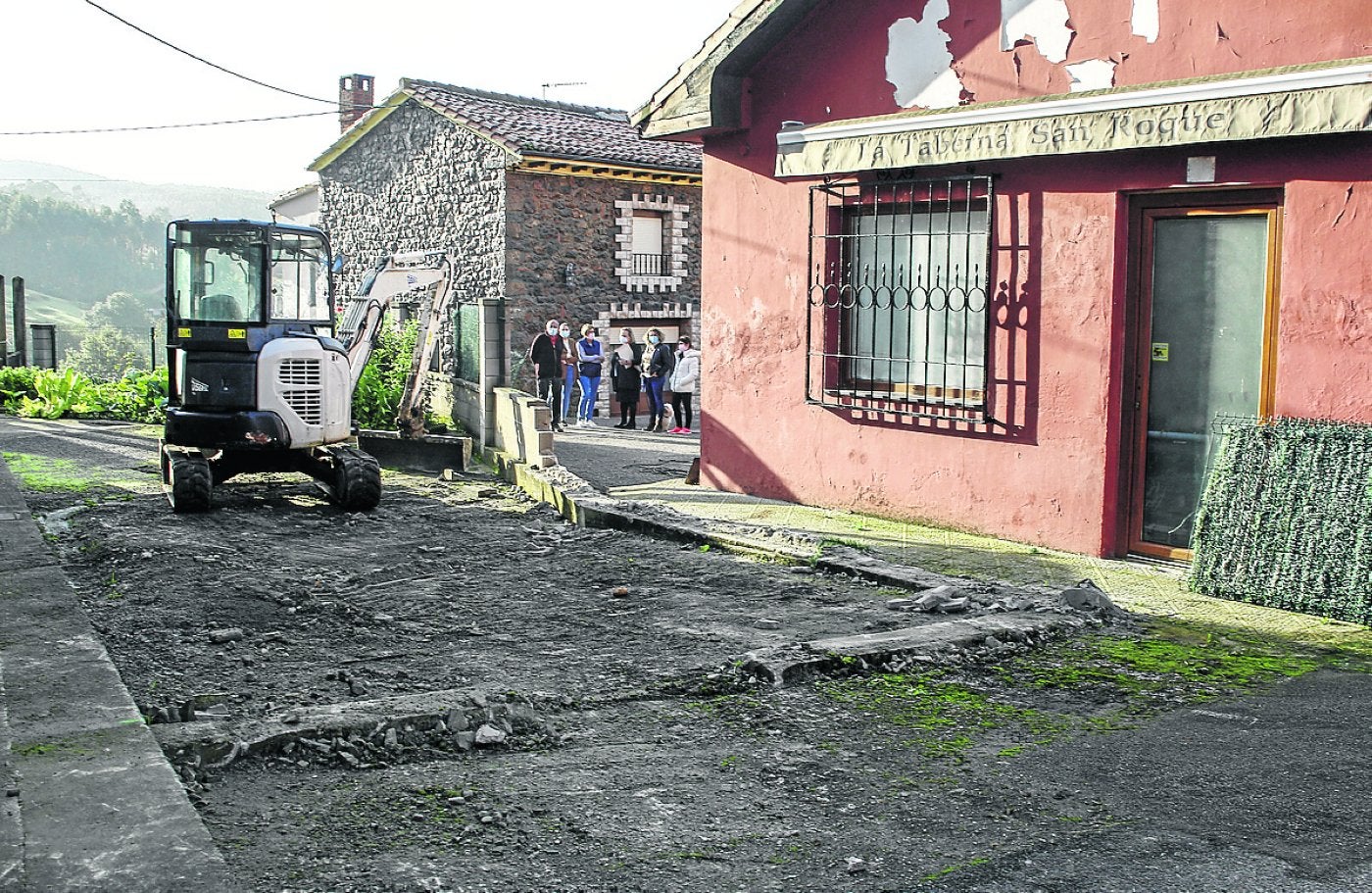 Los vecinos de Posadillo recuperan el vial de San Roque tras siete años de litigios