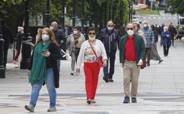 Asturias vuelve a la fase 2 y pide a la población autoconfinarse