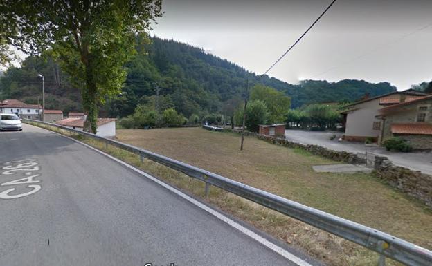 Un paseo peatonal unirá Entrambasmestas con la carretera a Vega de Pas