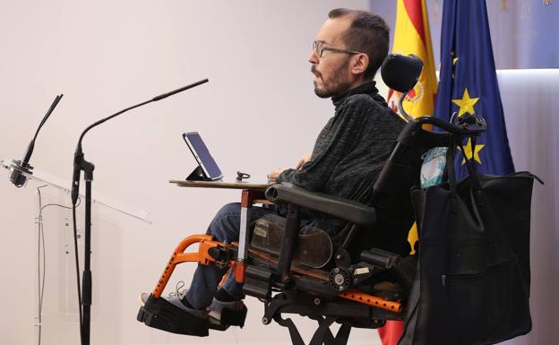 Confirman la condena de Echenique por la contratación irregular de su asistente