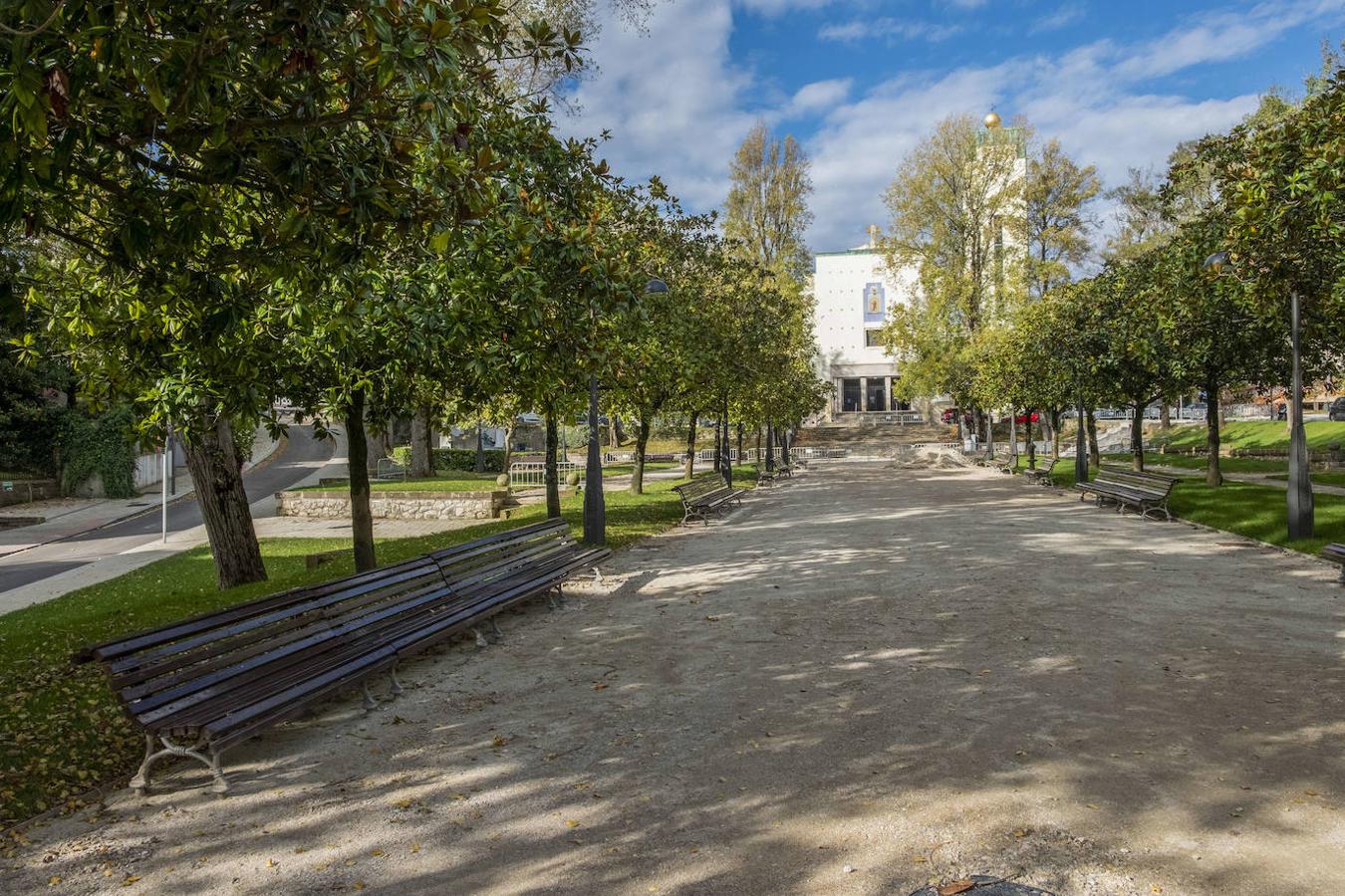 Un paseo por la nueva plaza de Italia y sus alrededores