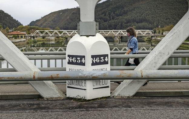 «Vuelven a cortarnos el paseo diario a Bustio»