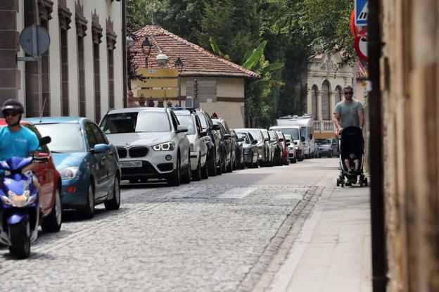 Comillas prioriza la movilidad de los peatones en su casco histórico