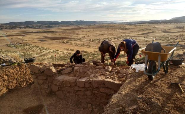 Hallan un yacimiento de las edades del Hierro y del Bronce en Ciudad Real