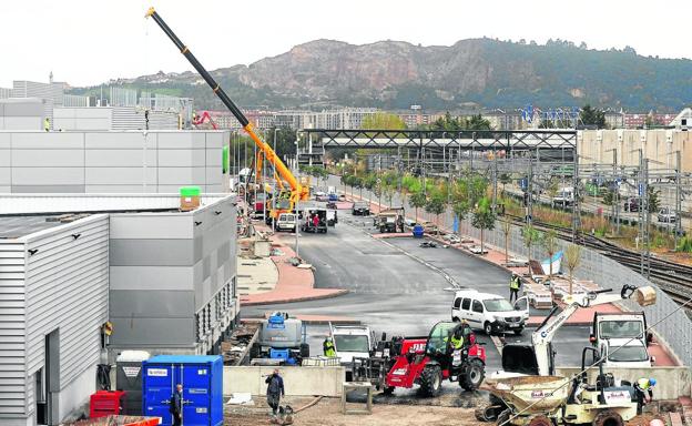 Bahía Real se inaugurará en diciembre con la mitad de sus tiendas abiertas