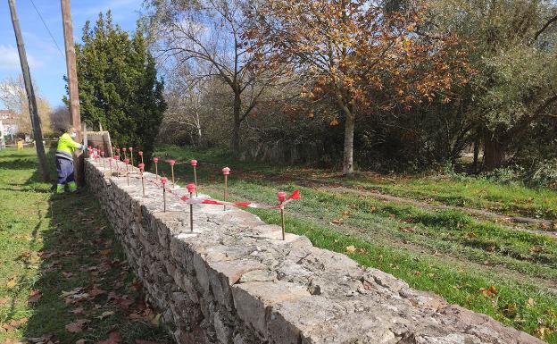 Los técnicos de los afectados por las inundaciones solicitan que se paralicen las obras del muro de Sorribero