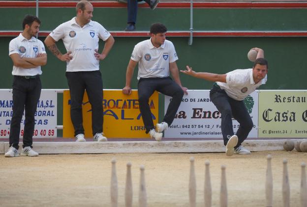 Un retraso electoral poco oportuno