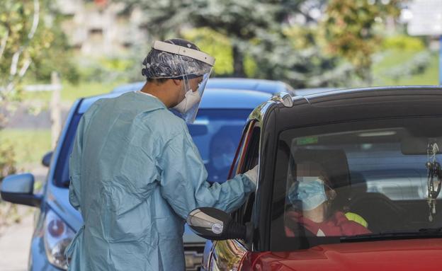La segunda ola de covid no encuentra freno: 221 casos nuevos y la ocupación de la UCI crece hasta el 32%