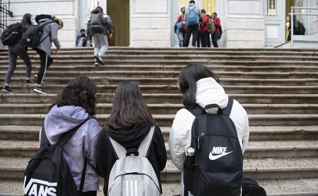 Educación dice que sólo un 15,31% de los profesores de Cantabria ha secundado la huelga