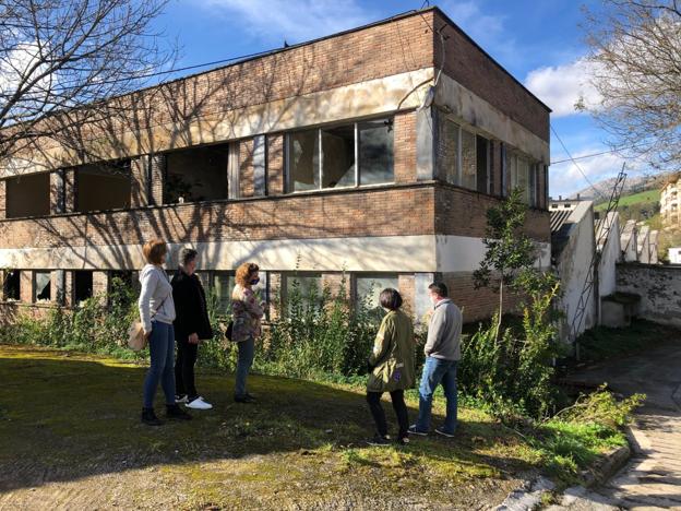 Ramales compra la parcela de Trefilería con el objetivo de construir una residencia de mayores