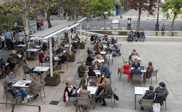 PP y Ciudadanos piden ayudas directas a la hostelería de Cantabria