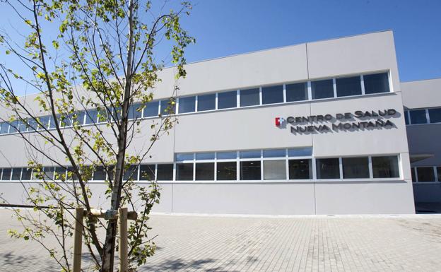 El teléfono 900 que atiende las llamadas covid se queda con menos de la mitad de la plantilla