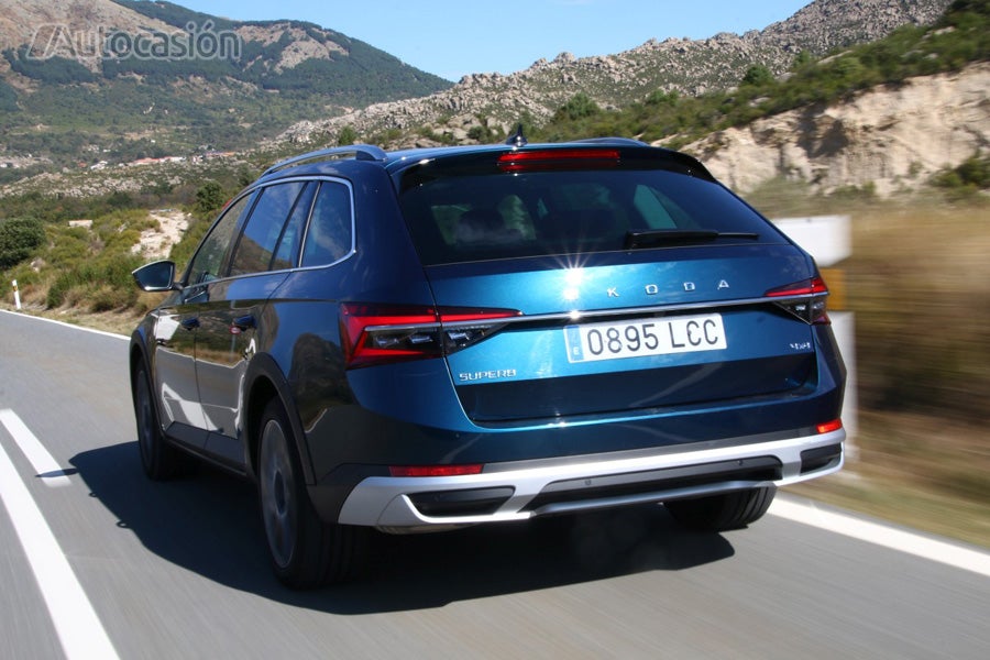 Fotogalería: Skoda Superb Scout 2.0 TDI