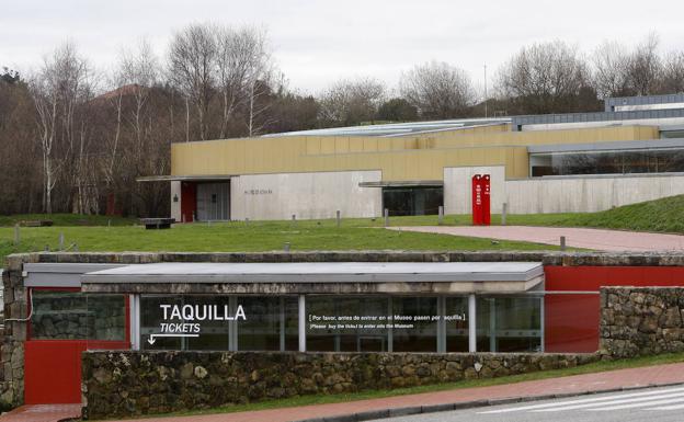 UGT y CSIF convocan huelga en Museo de Altamira en el puente de la Constitución