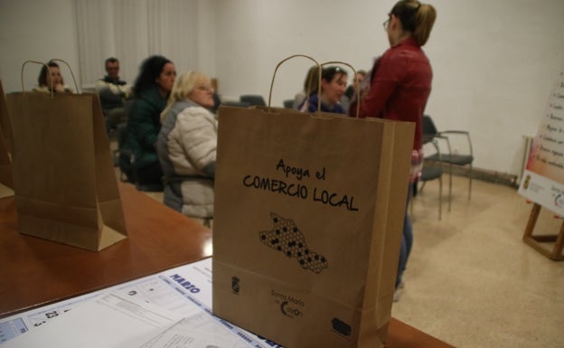 El Ayuntamiento de Cayón reactiva su campaña de apoyo al comercio local